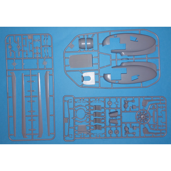 AMP 48-021 - 1/48 Bendix Model J, scale plastic model kit