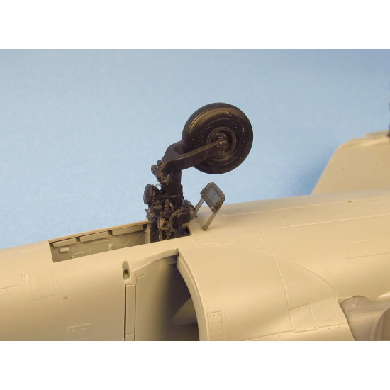 Metallic Details MDR48124 - 1/48 Harrier GR1/GR3. Landing gears with wheels for scale model Kinetic