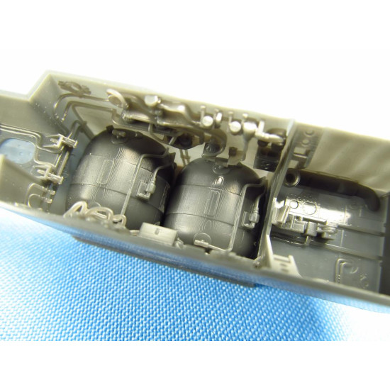 Metallic Details MDR48138 - 1/48 SR-71 Blackbird. Landing gears (for Revell kit)