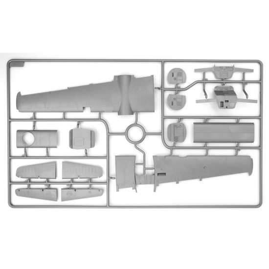 ICM 48288 - 1/48 A-26C-15 Invader with pilots and ground personnel, scale plastic model kit