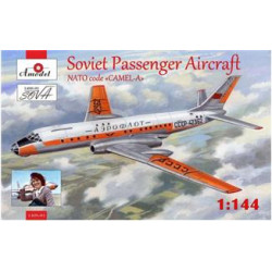 Tupolev Tu-104 A2 Soviet airliner 1/144 Amodel 1469-01