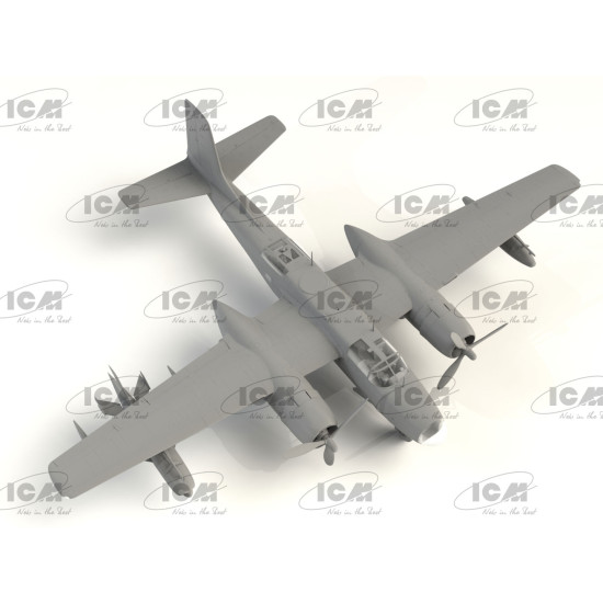 ICM 48289 - 1/48 Jig Dog JD-1D Invader with KDA-1 drone scale model