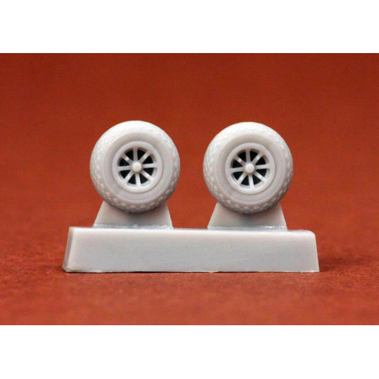 Sbs 72025 1/72 P-40n Wheel Set 27 Diamond Tread Resin Model Kit