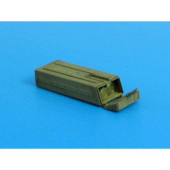 Eureka A-3511 1/35 Ammo W/Box 75 Mm Grpatr-38 Hl/C Kwk-37/Stuk-37 L/24