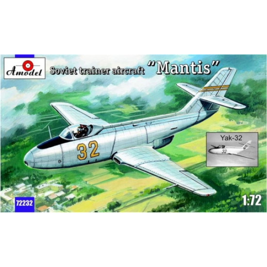 Yakovlev Yak-32 Mantis Soviet trainer aircraft 1/72 Amodel 72232
