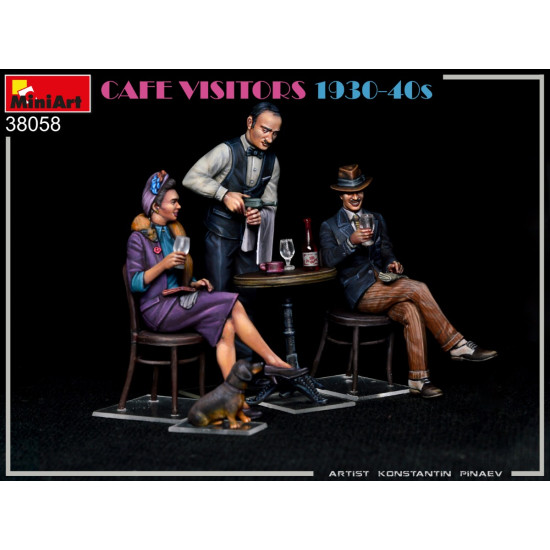 Miniart 38058 - 1/35 - Cafe Visitors 1930 40s Figures Kit Model