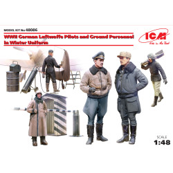 WWII German Luftwaffe Pilots and Ground Personnel in Winter Uniform 1/48 ICM 48086