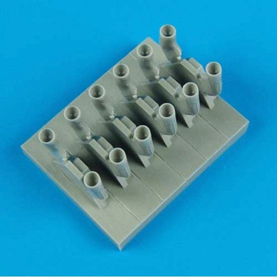 Quickboost 32100 1/32 Spitfire M Ix Exhaust Oval Type Accessories For Aircraft