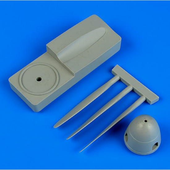 Quickboost 32174 1/32 Arado Ar 196 Propeller W/Tool Accessories For Aircraft