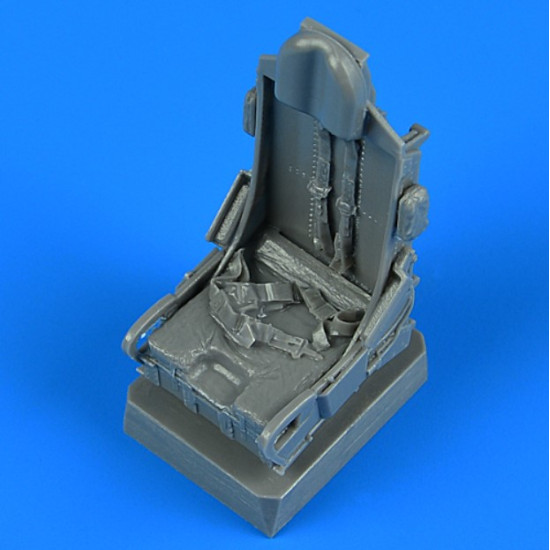 Quickboost 32241 1/32 F-100 Super Sabre Ejection Seat With Safety Belts