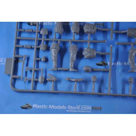 Us Stock Master Box 3510 1/35 German Military Men 1939 1942 Figures Kit