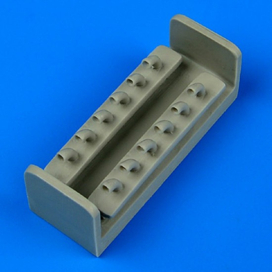 Quickboost 48688 1/48 P-40e Kittyhawk Exhaust For Italeri Accessories Kit