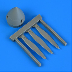 Quickboost 49016 1/48 P-40e Warhawk Propellers For Hasegawa Accessories Kit