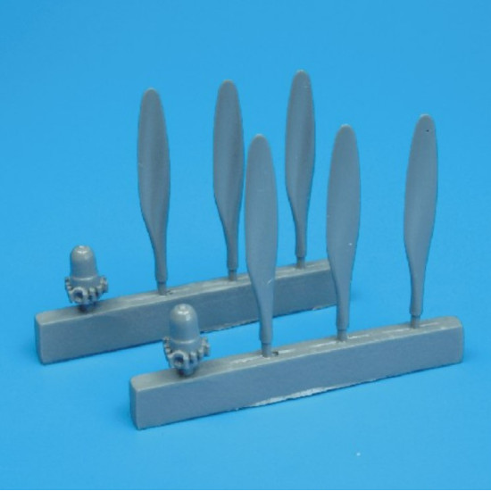 Quickboost 72010 1/72 B-25 Mitchell Propellers Accessories For Aircraft Quickboost 72010 1/72 B-25 Mitchell Propellers Accessories For Aircraft