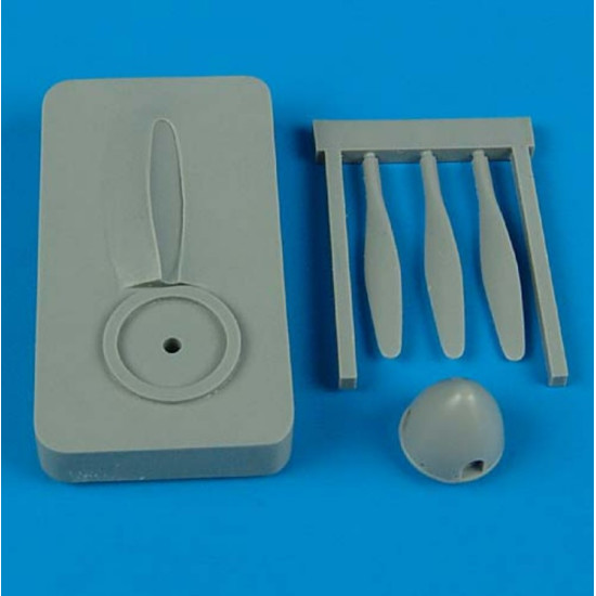 Quickboost 72166 1/72 Spitfire Mk I De Havilland Propeller W/Tool For Tamiya Accessories