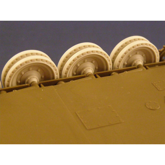 Panzer Art Re35-010 1/35 Road Wheels For Crusader Cruiser Tank Accessories Kit Panzer Art Re35-010 1/35 Road Wheels For Crusader Cruiser Tank Accessories Kit