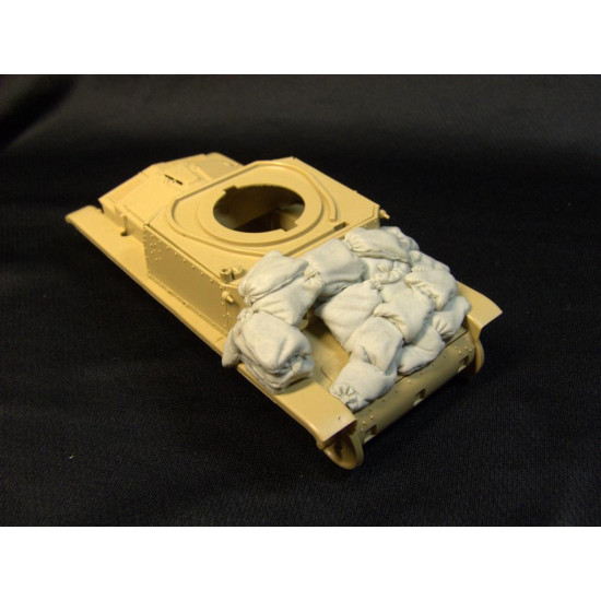 Panzer Art Re35-083 1/35 Sand Armor For Fiat 13/40 Tamiya Kit Accessories Kit