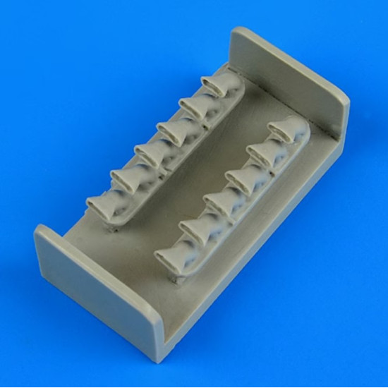 Quickboost 48685 1/48 Curtiss P-40m Kittyhawk Exhaust Accessories For Aircraft