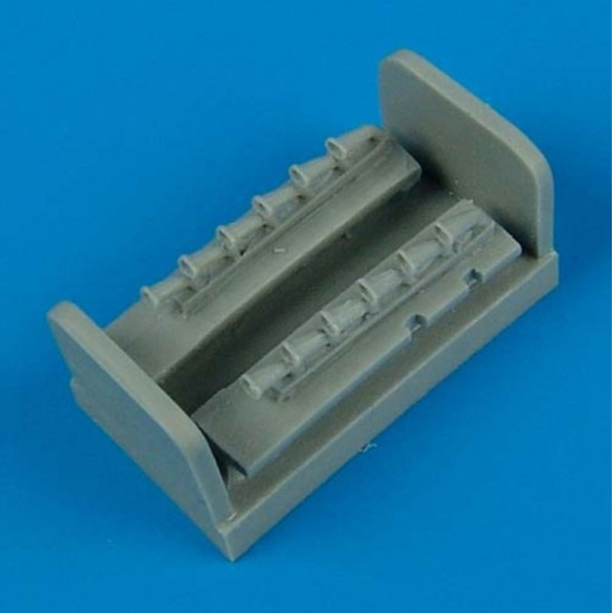 Quickboost Qb72214 1/72 Hawker Typhoon Exhausts For Hobbyboss Accessories Kit