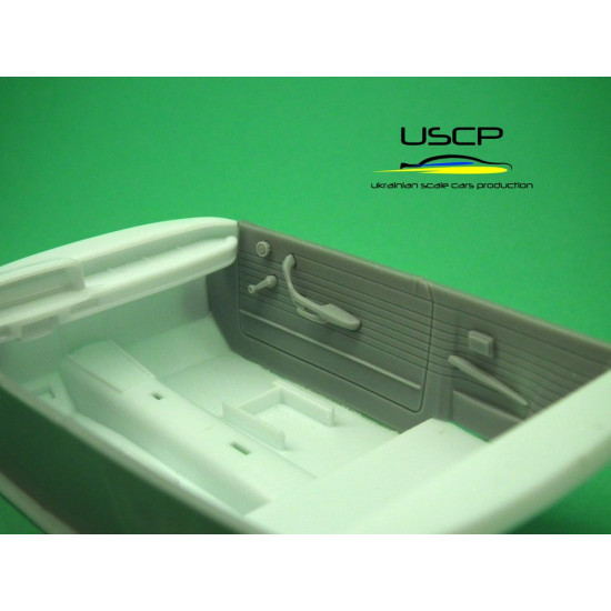 Uscp 24t030 1/24 BMW Door Panels Late Type Resin Kit Upgrade Accessories