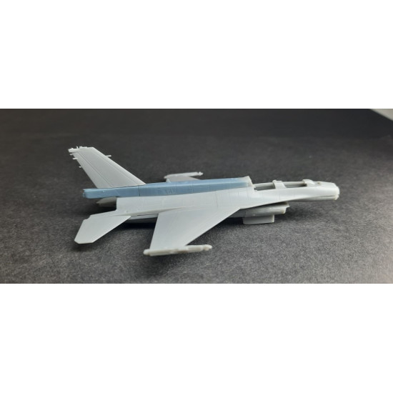 Rise144 Models Rm048 1/144 F-16 Dorsal Spine Greek Version Trumpeter Kit