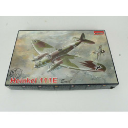 Roden 027 1/72 He-111e German Bomber Wwi Plastic Model Kit