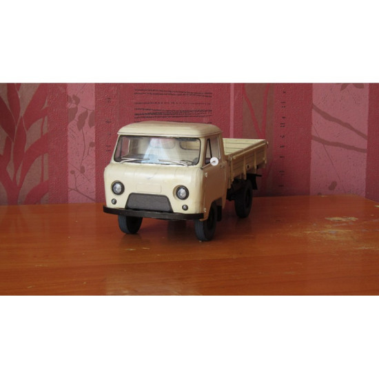 Orel 337 1/25 Off-road Vehicle Uaz-451dm Ussr, 1965 Paper Model Kit