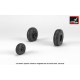 Armory Aw72335 1/72 Ah-64 Apache Wheels W/ Weighted Tires Smooth Hubs