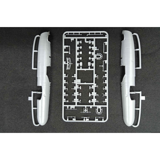 Mikro Mir 32-006 1/32 Yokosuka Mxy7 K1 Ohka Plastic Model Kit