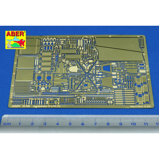 Jagdpanzer IV/70 (V) 1/35 Aber 35-082 Jagdpanzer IV/70 (V) 1/35 Aber 35-082