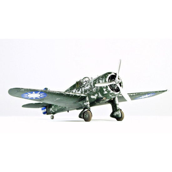 Clear Prop 72029 1/72 H 75m Hawk Plastic Model Aircraft