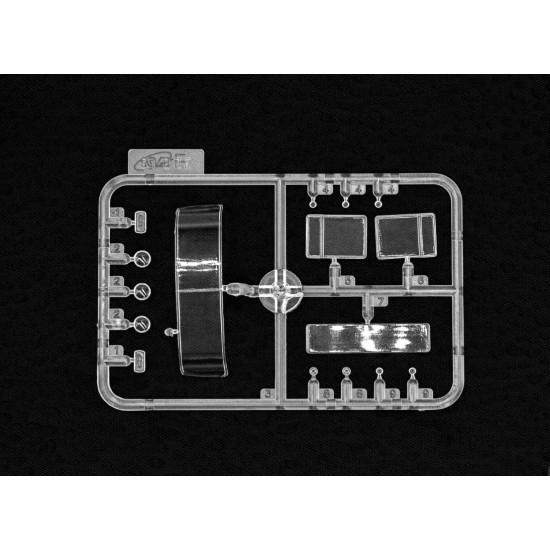 Icm 35019 1/35 Zil-131 With Driver Armed Forces Of Ukraine Plastic Model Kit