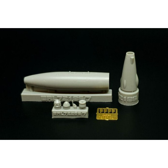 Brengun Brl72286 1/72 D-704 Buddy Tank Early Type 1960-1970