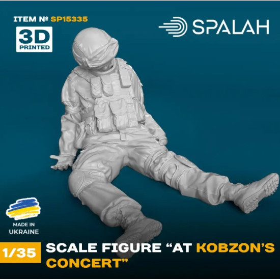 Spalah 15335 1/35 Figure At Kobzons Concert 1pcs