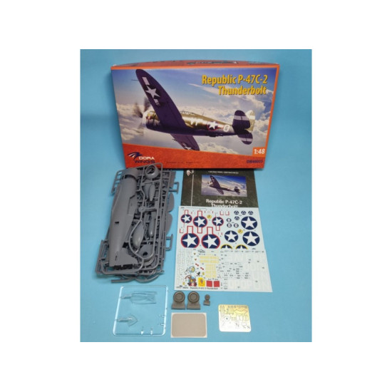 Dora Wings 48055 1/48 Republic P-47c-2 Thunderbolt Plastic Model Kit