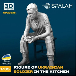 Spalah 22535 1/35 Figure Ukrainian Soldier In The Kitchen