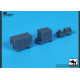 Black Dog A20002 1/200 Airport Tow Truck / Containers Black Dog A20002 1/200 Airport Tow Truck / Containers