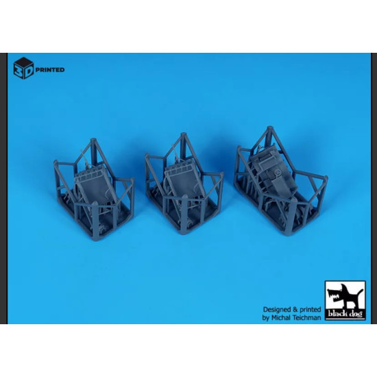 Black Dog A44001 1/144 Airport Tow Truck / Baggage Carts Black Dog A44001 1/144 Airport Tow Truck / Baggage Carts