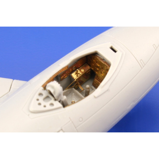 Photoetched set Mig-15 Color, for HobbyBoss kit 1/72 Eduard SS336