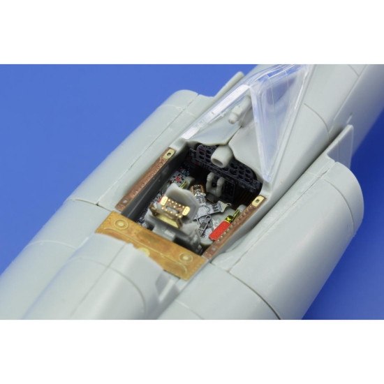 Photoetched set F-102 (self adhesive), for Meng kit 1/72 Eduard SS474