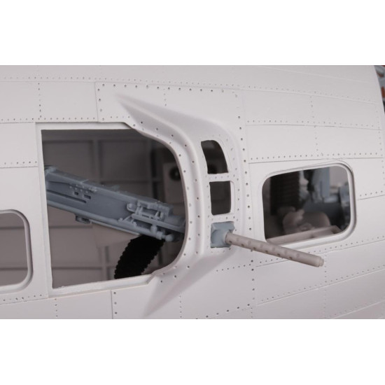 Sbs 32003 1/32 B-17g Bombardier Position Chin Turret Interior Upgrade Set Sbs 32003 1/32 B-17g Bombardier Position Chin Turret Interior Upgrade Set