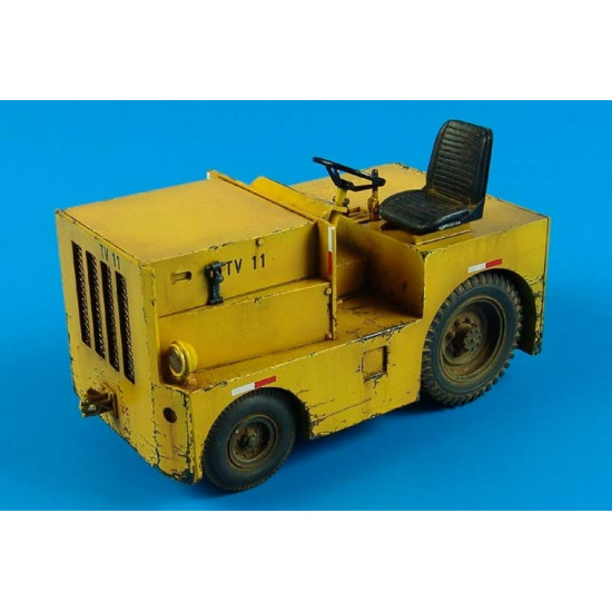 Aerobonus 320020 1/32 Dmc Logan T-40 Usaf Tow Tractor Resin Kit Aerobonus 320020 1/32 Dmc Logan T-40 Usaf Tow Tractor Resin Kit