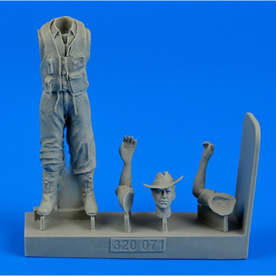 Aerobonus 320071 1/32 Royal Australian Air Force Fighter Pilot Wwii Resin Kit Aerobonus 320071 1/32 Royal Australian Air Force Fighter Pilot Wwii Resin Kit