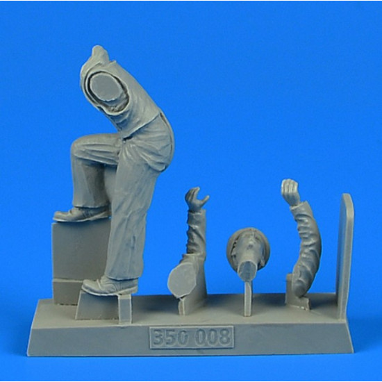 Aerobonus 350008 1/35 Kriegsmarine Wwii Sailor For German Schnellboats, German Midget And Coastal Submarines Aerobonus 350008 1/35 Kriegsmarine Wwii Sailor For German Schnellboats, German Midget And Coastal Submarines