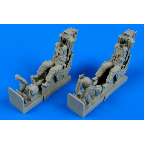 Aerobonus 480070 1/48 Us Navy Pilot And Operator With Ej. Seats For F-4b/N/J/S Phantom Ii Aerobonus 480070 1/48 Us Navy Pilot And Operator With Ej. Seats For F-4b/N/J/S Phantom Ii
