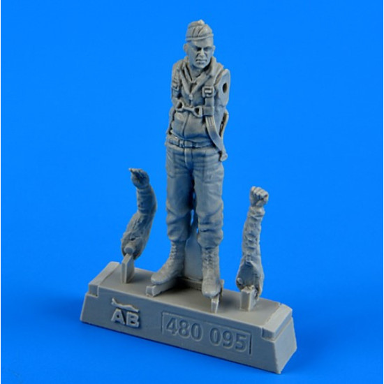 Aerobonus 480095 1/48 U.s.a.f. Pilot - Vietnam War 1965 - 1973 Resin Kit