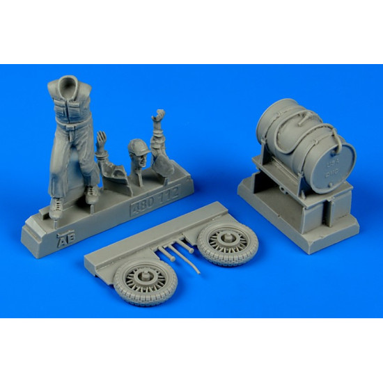 Aerobonus 480112 1/48 Us Army Aircraft Mechanic Wwii With Fuel Cart Pacific Theatre