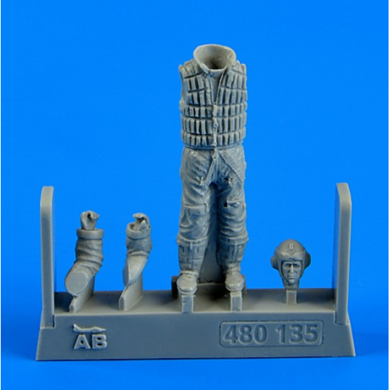 Aerobonus 480135 1/48 German Luftwaffe Pilot Wwii With Life Jacket Resin Kit Aerobonus 480135 1/48 German Luftwaffe Pilot Wwii With Life Jacket Resin Kit