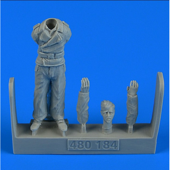 Aerobonus 480184 1/48 German Wwii Tank Crew Trooper B Resin Kit