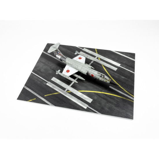 Red Fox Db-72002 1/72 3d Diorama Base Modern Nato Airfield Type 2 300x230mm